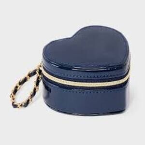 A New Day NWT Blue Heart Shaped Jewelry Organizer